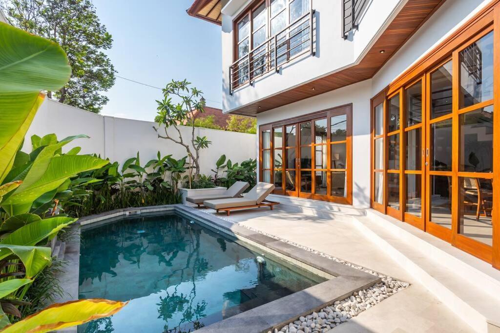 Villa Bright Modern In Perfect Walkable Location Sanur (Bali)