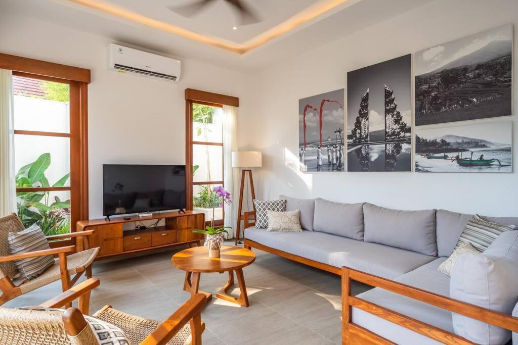 Villa Bright Modern In Perfect Walkable Location *